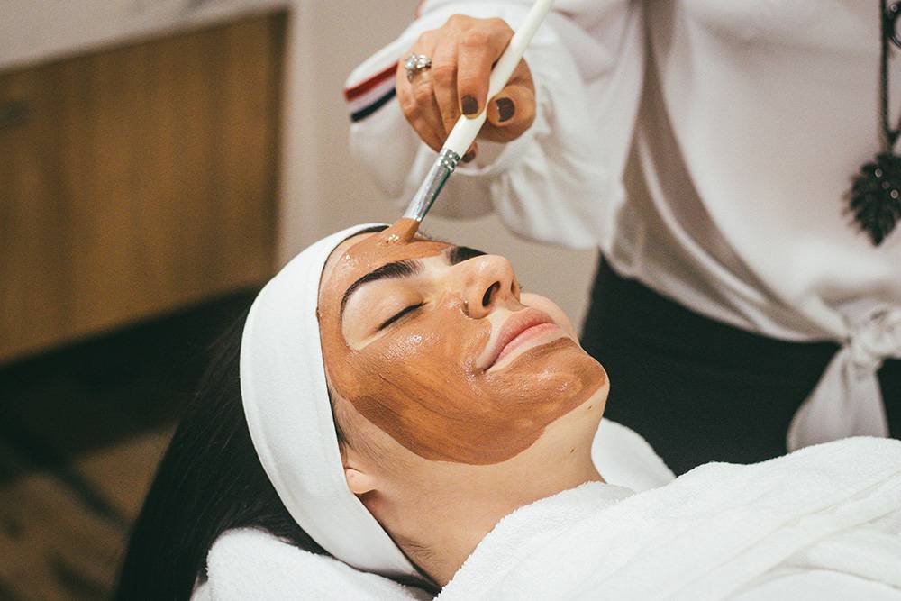 facial for adult acne